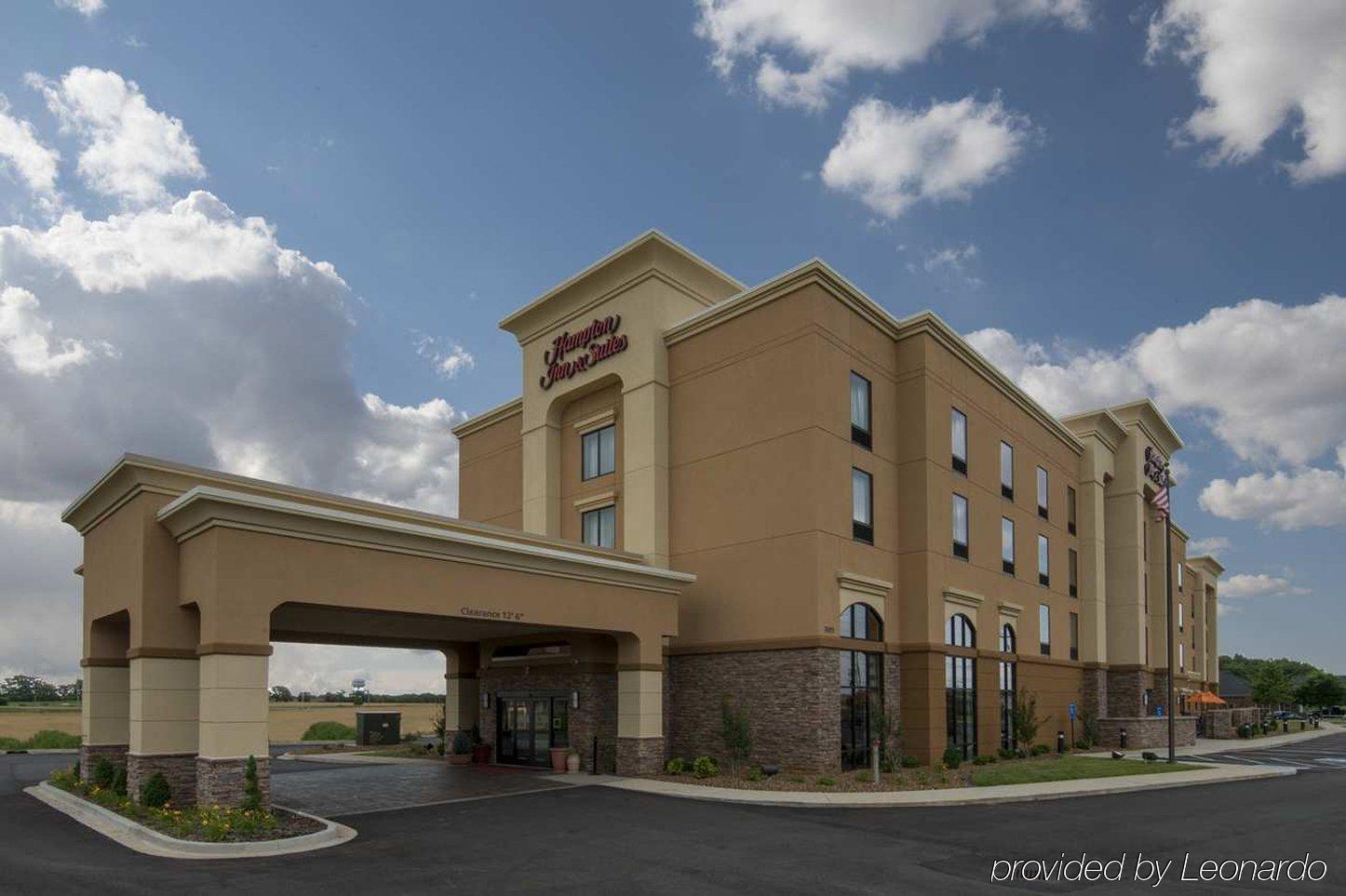 Baymont By Wyndham Clarksville Northeast Extérieur photo